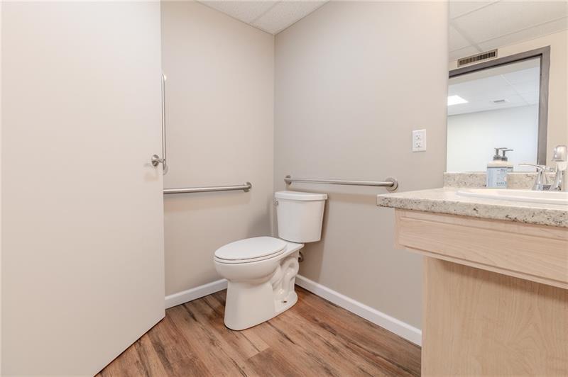 2120 Freeport Rd Ste 3 Photo 23