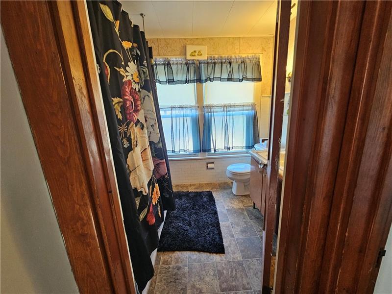 1127 Highland St #2