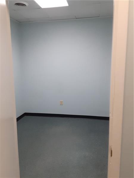 3700 Old William Penn Hwy Photo 15