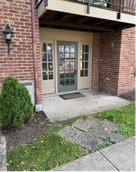 1000 Chatham Park Dr #J