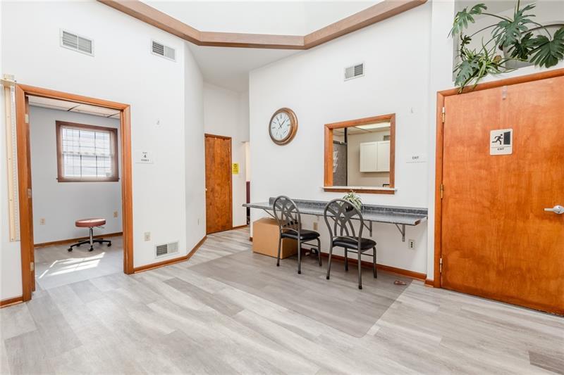 310 Mulberry St Photo 12