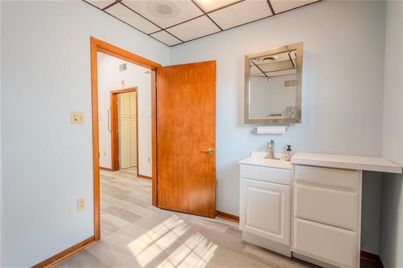 310 Mulberry St Photo 23