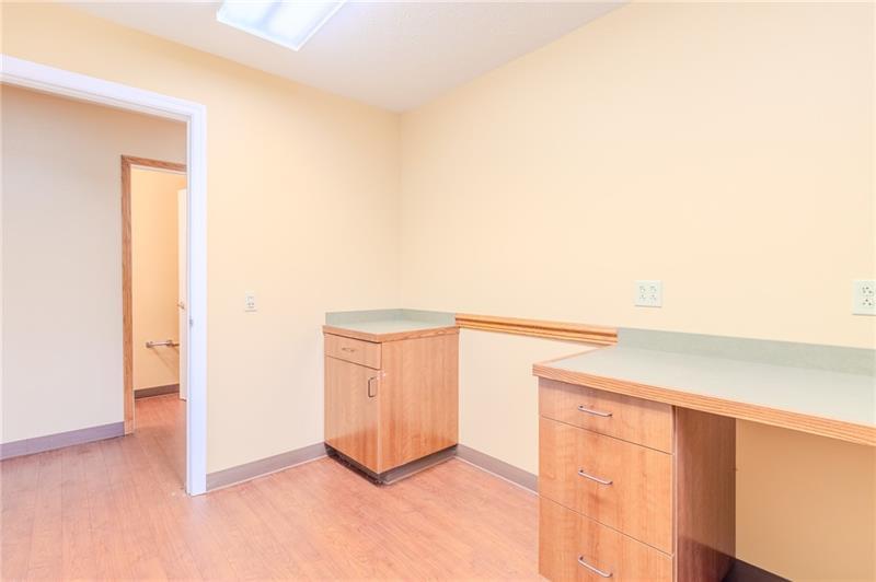 1600 Wildlife Lodge Rd Ste #1 Photo 13