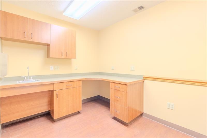 1600 Wildlife Lodge Rd Ste #1 Photo 24