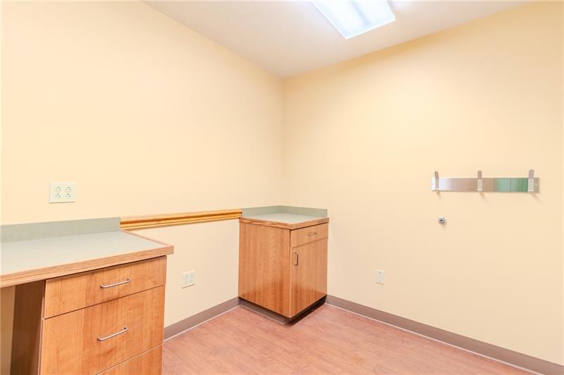 1600 Wildlife Lodge Rd Ste #1 Photo 26