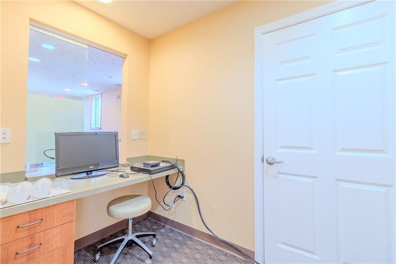 1600 Wildlife Lodge Rd Ste #1 Photo 28