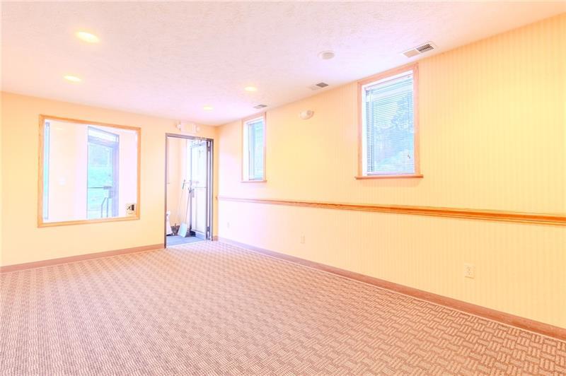 1600 Wildlife Lodge Rd Ste #1 Photo 6