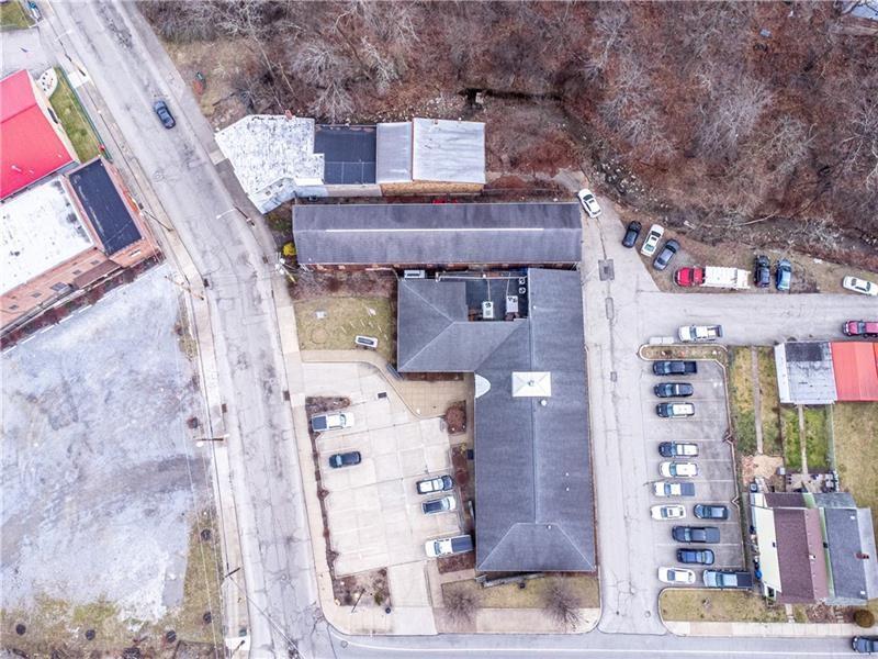 454 W 8th Ave Photo 18