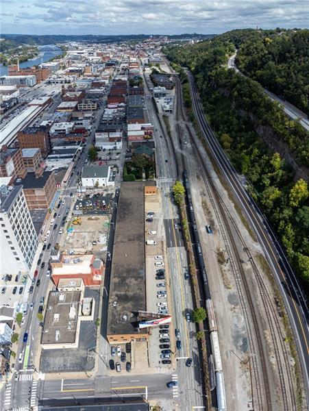 1601 Liberty Ave Photo 11