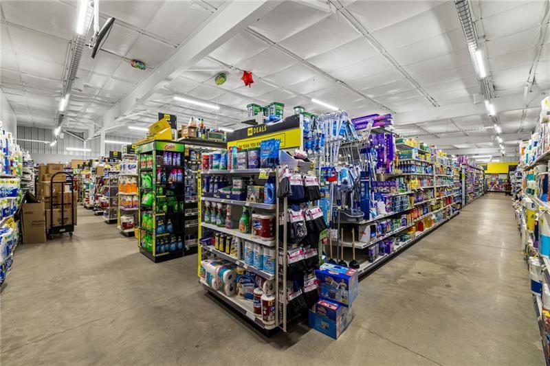 1221 Lawrence Ave Photo 8