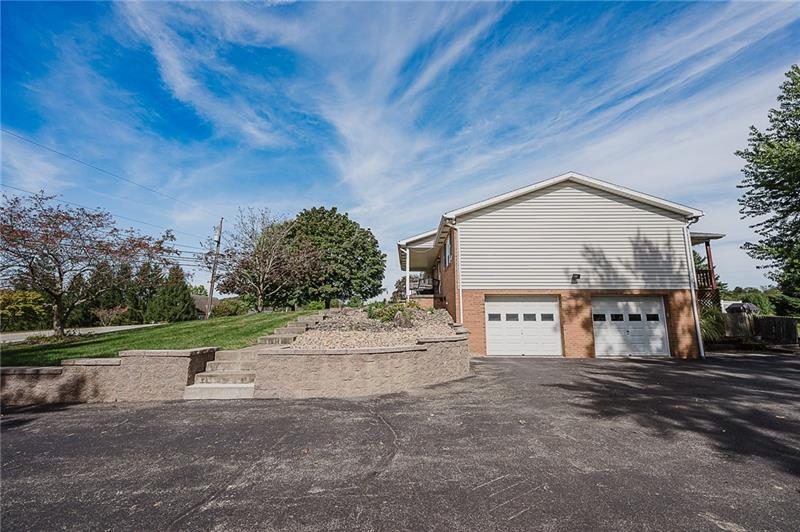 979 Barclay Rd