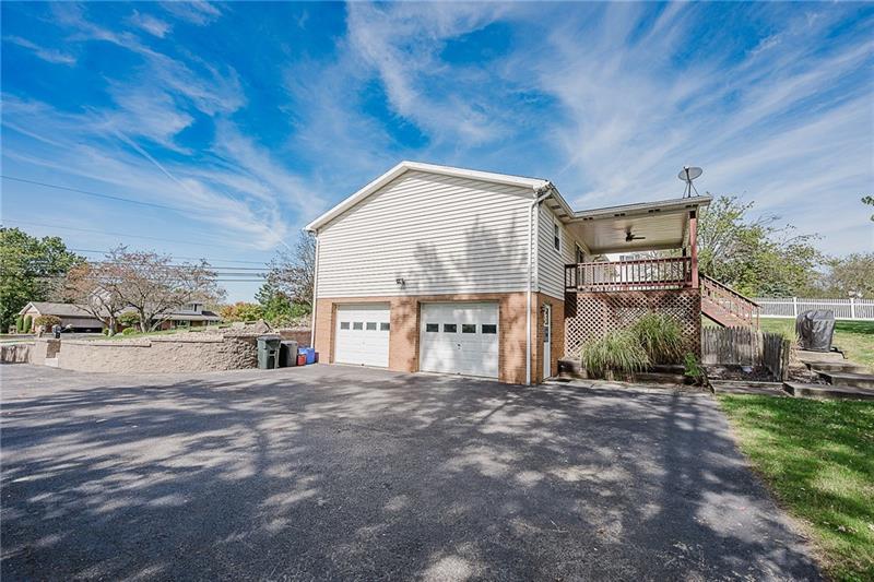 979 Barclay Rd