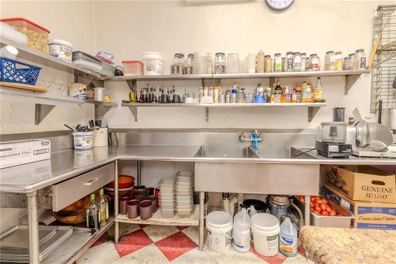 112 Westinghouse Ave Photo 23