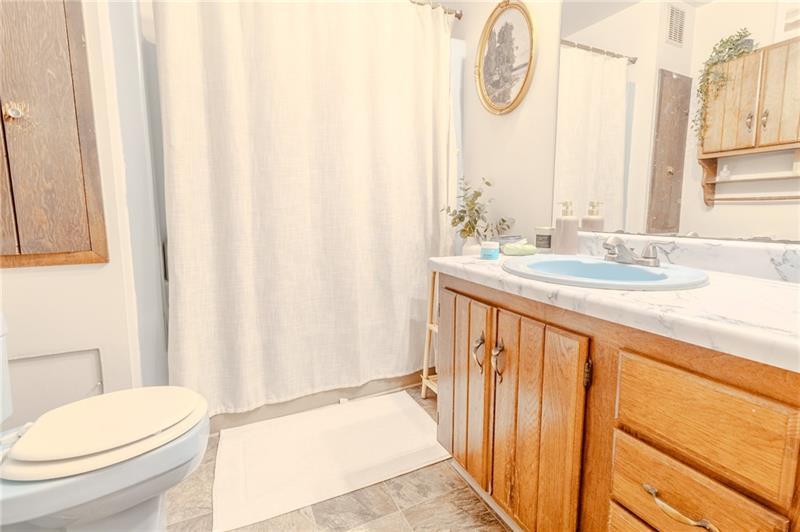 112 Westinghouse Ave Photo 37