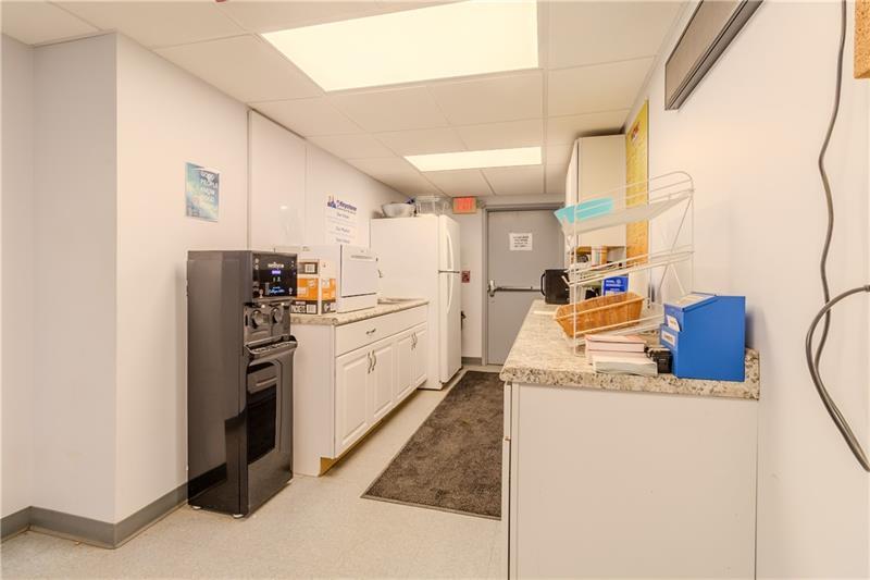 205 31st St Photo 13