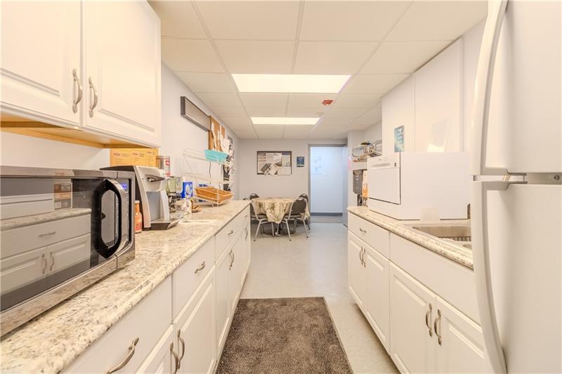 205 31st St Photo 14