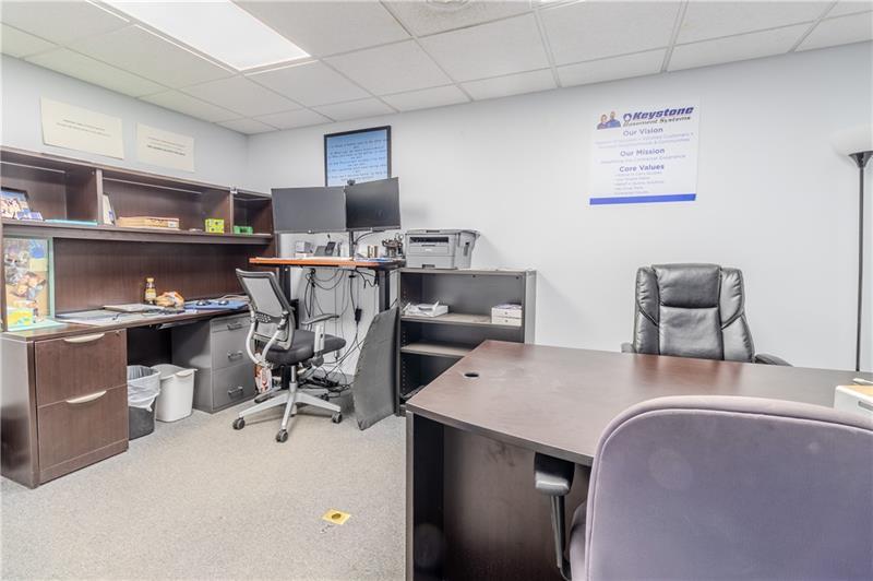 205 31st St Photo 20