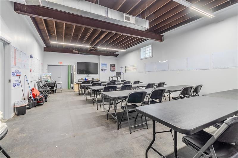 205 31st St Photo 30