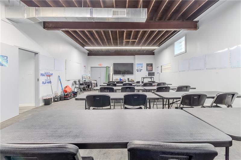 205 31st St Photo 31