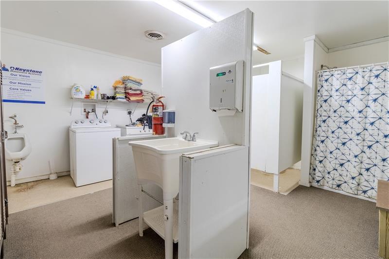 205 31st St Photo 35