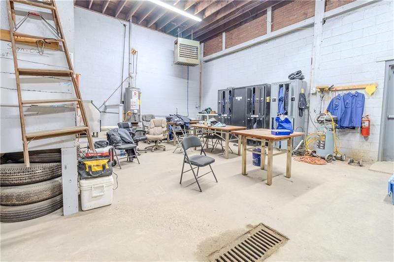 205 31st St Photo 40