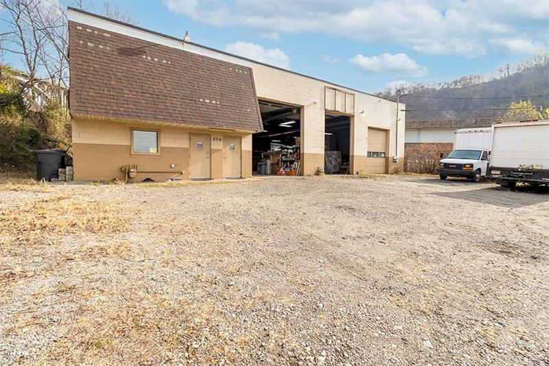 204 Main Street Photo 6