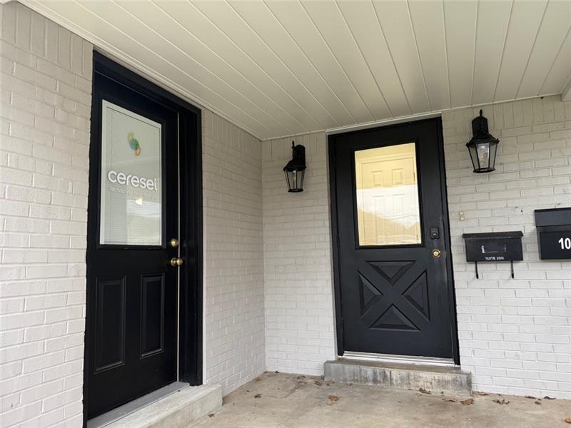 3122 Carson Ave Photo 3