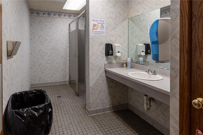 1 Victor Way Photo 13