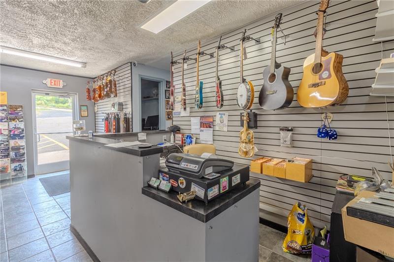 1000 E Pittsburgh Mckeesport Blvd Photo 14