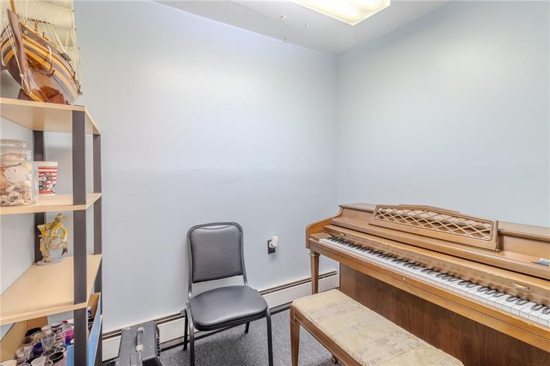 1000 E Pittsburgh Mckeesport Blvd Photo 21