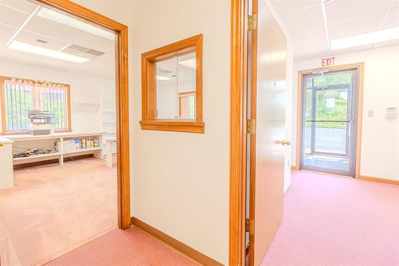 1027 W Main St Photo 11