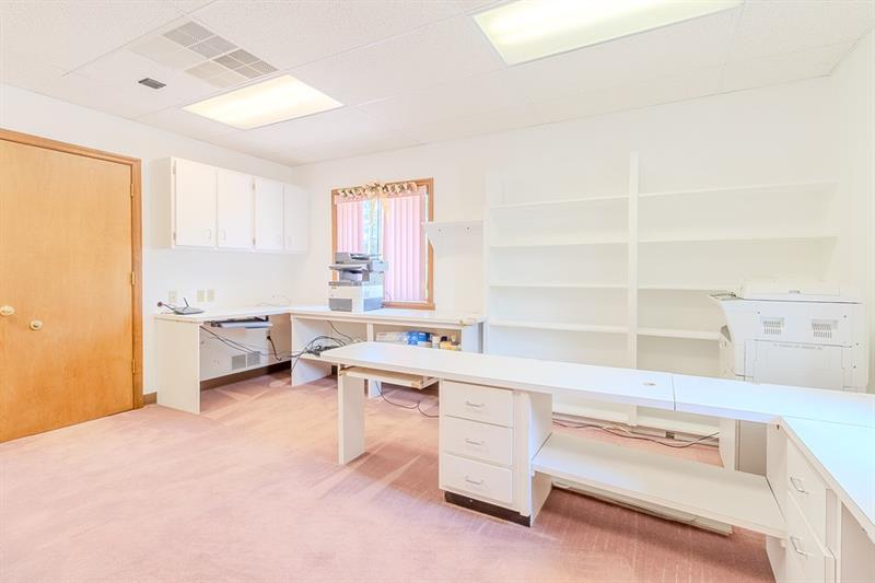 1027 W Main St Photo 13