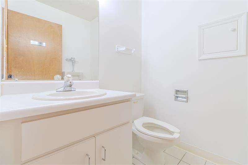 1027 W Main St Photo 22