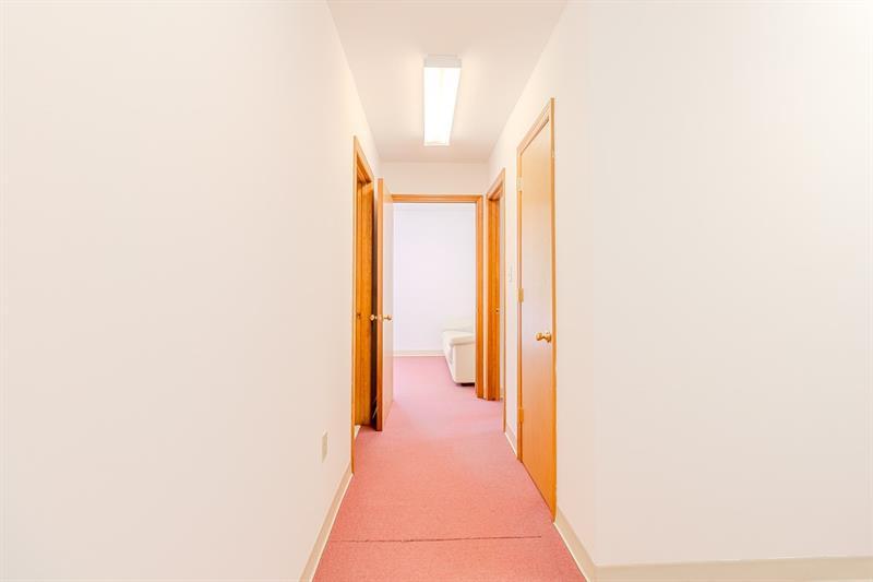 1027 W Main St Photo 36