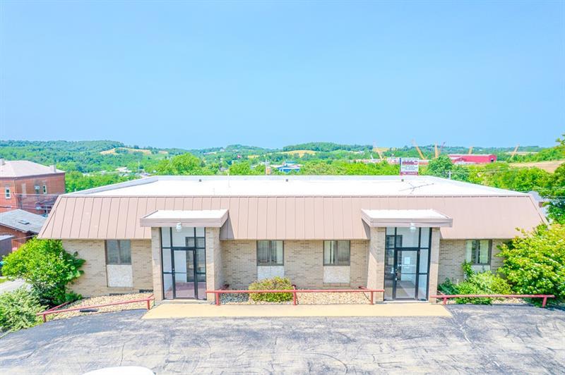 1027 W Main St Photo 4