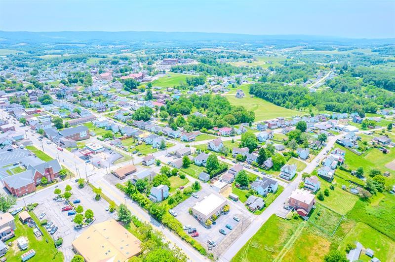 1027 W Main St Photo 43