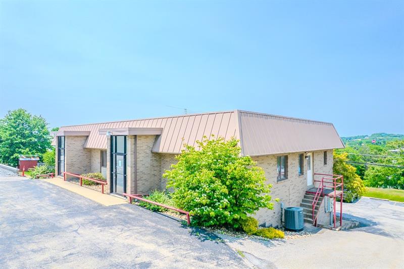 1027 W Main St Photo 7