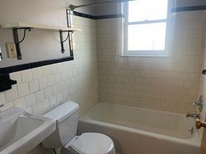 4011 Arsenal Pl