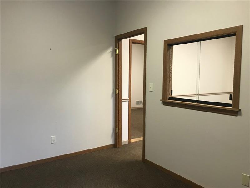 2300 Freeport Road Suite 11 Photo 8