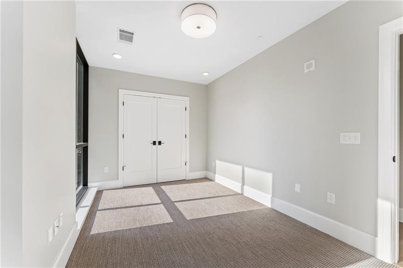 350 Oliver Avenue #1005