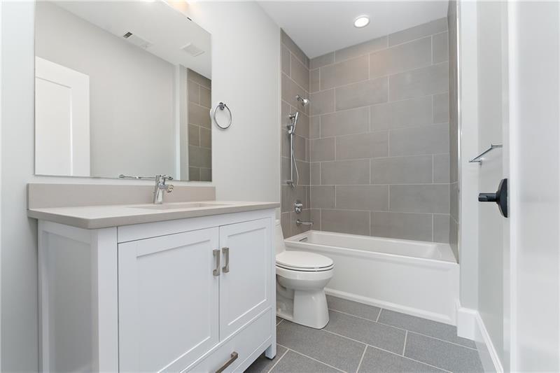 350 Oliver Avenue #1005