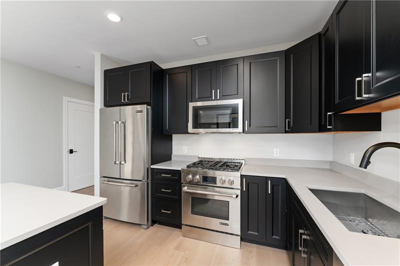 350 Oliver Avenue #1005
