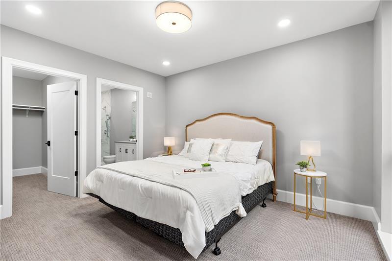 350 Oliver Avenue #1605