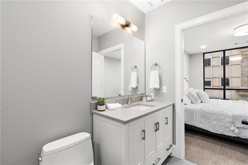 350 Oliver Avenue #1605