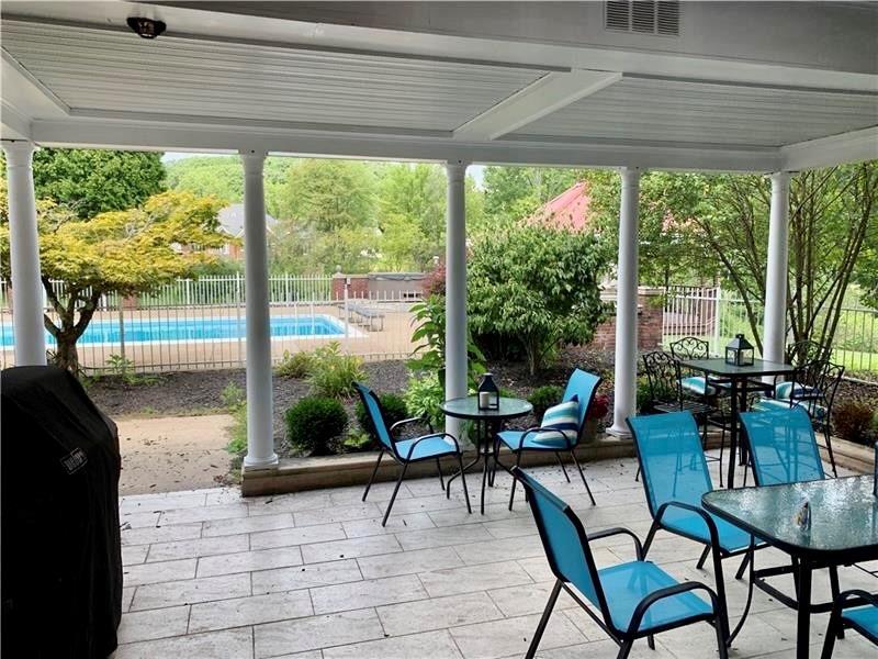206 Fairview Rd