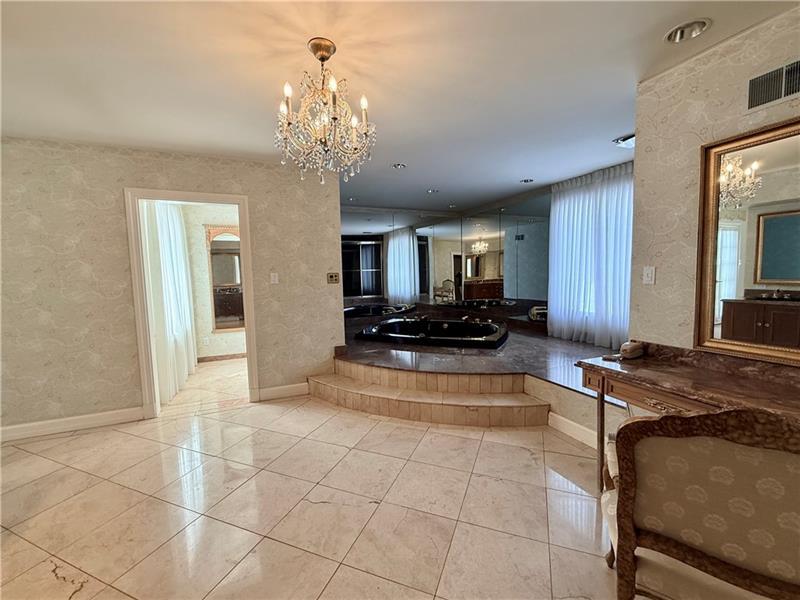 206 Fairview Rd