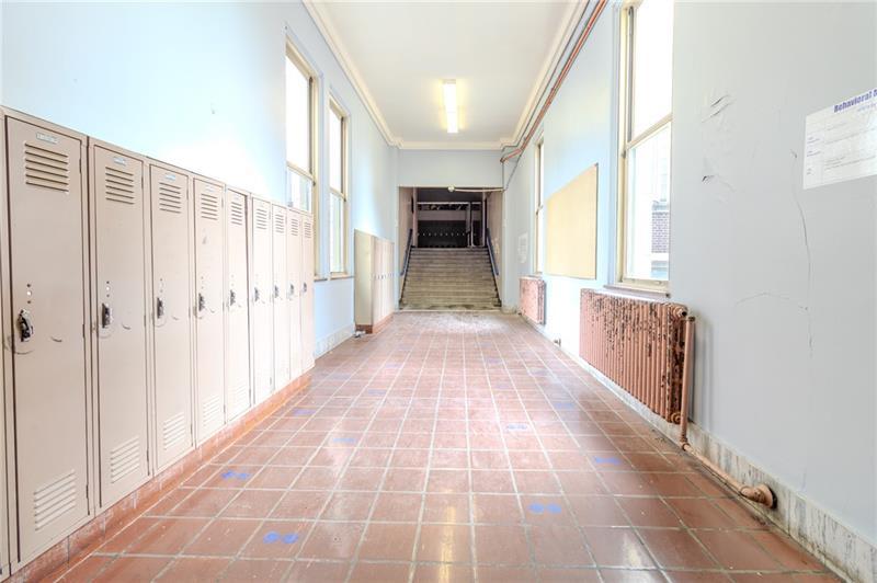 747 Wallace Ave (wilkinsburg High School) Photo 15