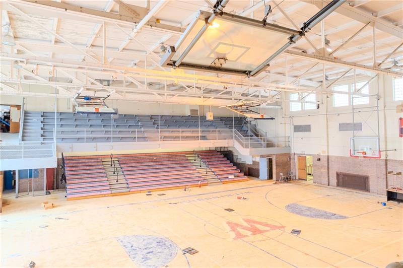 747 Wallace Ave (wilkinsburg High School) Photo 18