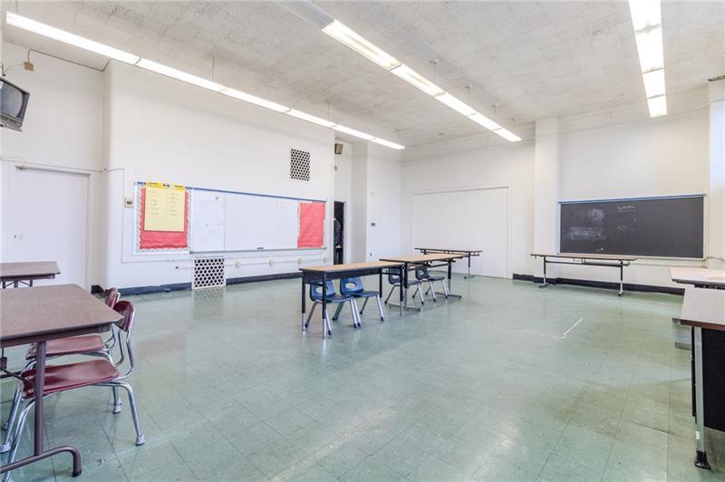 747 Wallace Ave (wilkinsburg High School) Photo 25