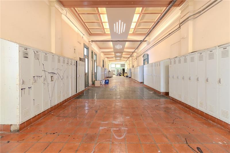 747 Wallace Ave (wilkinsburg High School) Photo 27